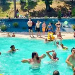 Mobil-home Cosy, Ideal Pour 4 Pers. - Api-1-52-1744 *