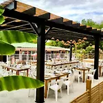 Mobil-home Cosy, Ideal Pour 4 Pers. - Api-1-52-1744 Camping