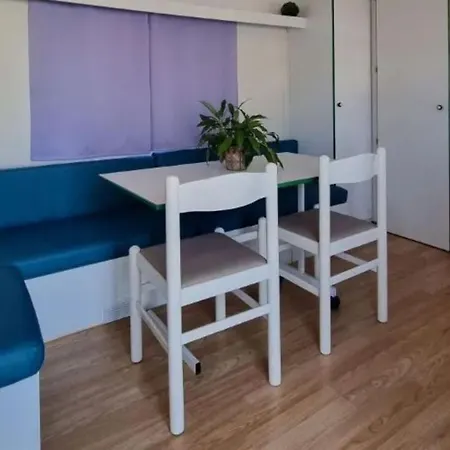 Mobil-home Cosy, Ideal Pour 4 Pers. - Api-1-52-1744 Kemp