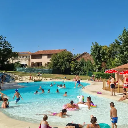 Mobil-home Cosy, Ideal Pour 4 Pers. - Api-1-52-1744 * Gondrin