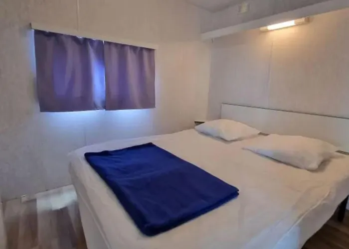 Mobil-home Cosy, Ideal Pour 4 Pers. - Api-1-52-1744 مكان تخييم *