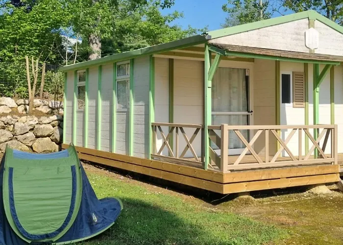 مكان تخييم Mobil-home Cosy, Ideal Pour 4 Pers. - Api-1-52-1744 Gondrin